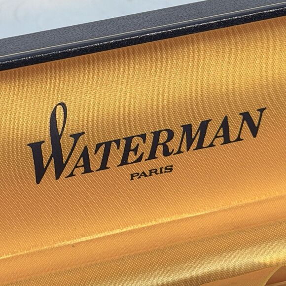 Waterman Matte Burgundy Twist Ball Point Pen - Picture 10 of 16